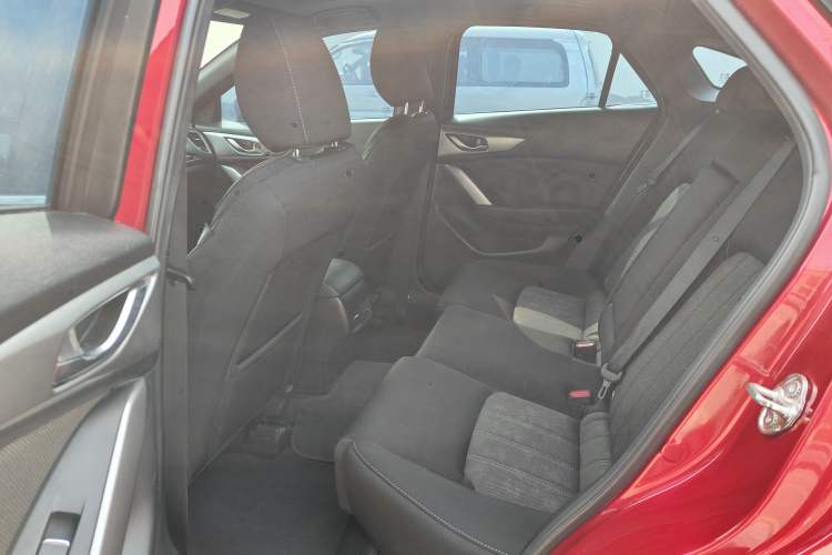 Used Mazda CX-4 2018 2.0L Automatic Two-Wheel Drive Blue Sky Exploration Version China V Standard
