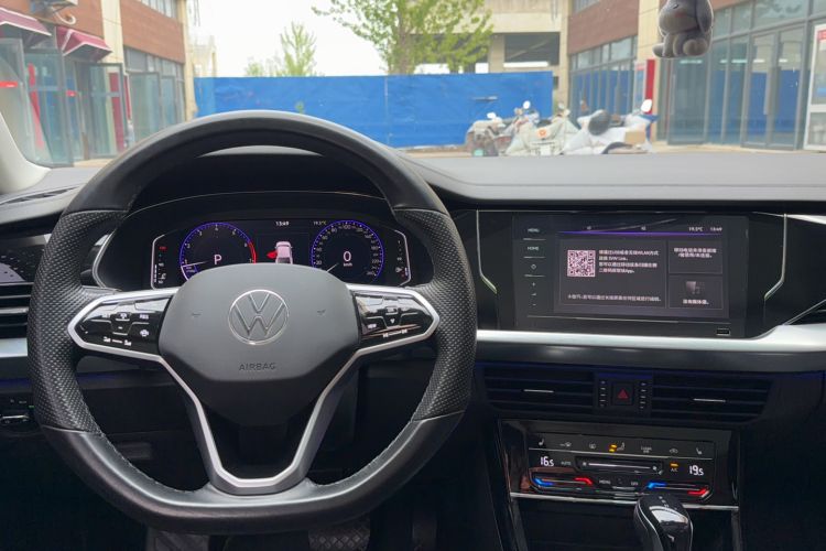 Used Volkswagen Passat 2023 Revised 330TSI Elite Edition Steering Wheel