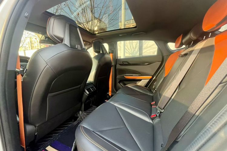 Used Changan UNI-V 2022 1.5T Prestige Version