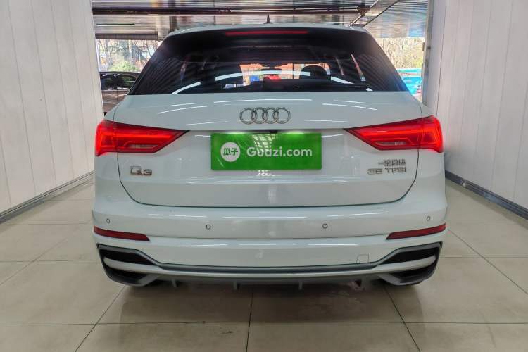 Used Audi Q3 2019 35 TFSI Fashion Dynamic Model