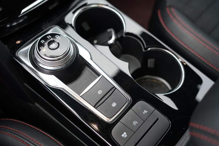 Used Ford Escape 2023 EcoBoost 245 Four-Wheel Drive ST-LINE Pro Trim