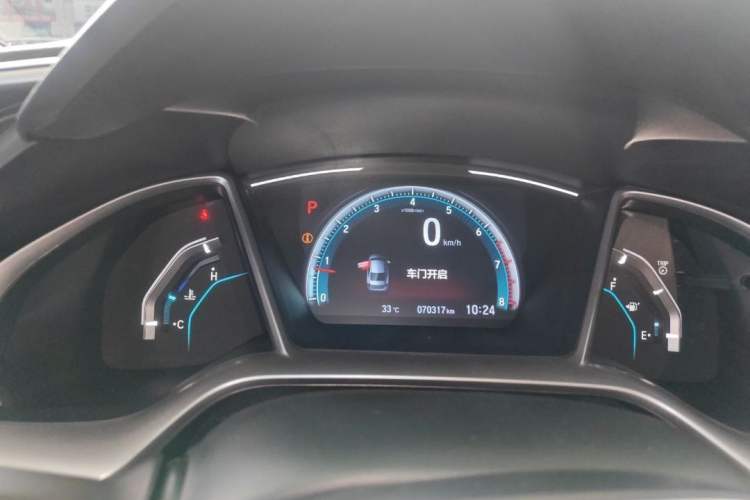Used Honda Civic 2019 220TURBO CVT Dynamic Edition China VI Odometer Close Up