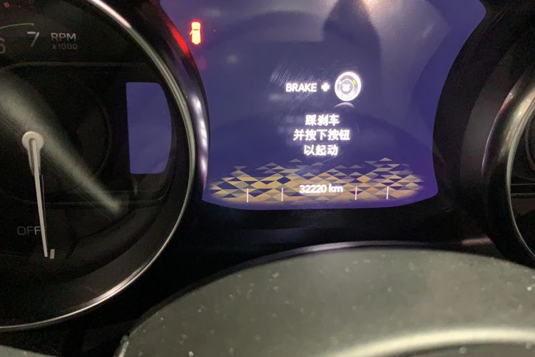 Used Jeep Wrangler New Energy 2021 Four-Door 2.0T 4xe Sahara Odometer Close Up