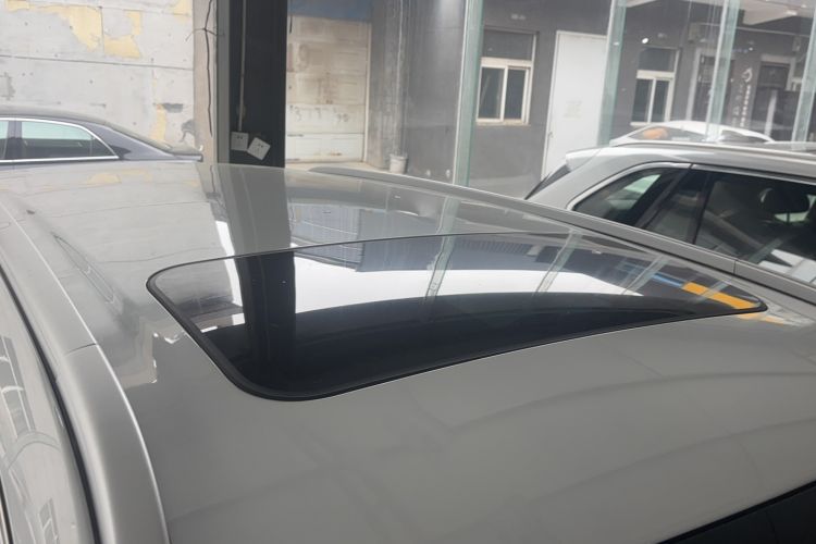 Used Geely Auto Emgrand X7 Sport 2021 Million Edition 1.8TD DCT Two-Wheel Drive Comfort Model Roof