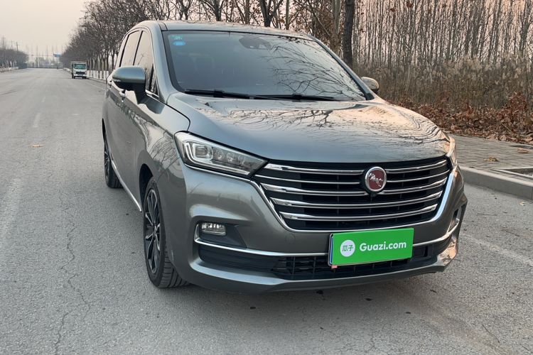 Used Hanteng V7 2019 1.5T Automatic Flagship Model 7 Seats China V Emission Standard
