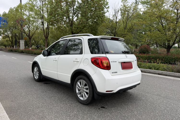 Used Suzuki SX4 2013 1.6L Automatic CoolRide Model
