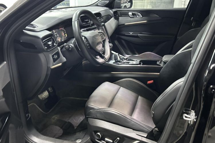 Used Lynk & Co 02 Hatchback 2022 2.0TD Pro
