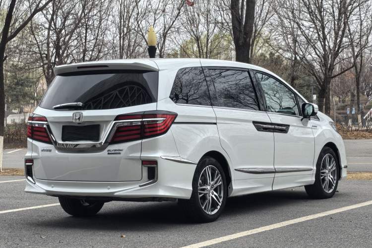 Used Honda Elysion 2019 2.0L Hybrid Luxury Edition