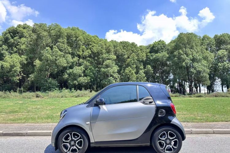 Used smart fortwo 2019 0.9T 66kW Hardtop Pioneer Edition China VI