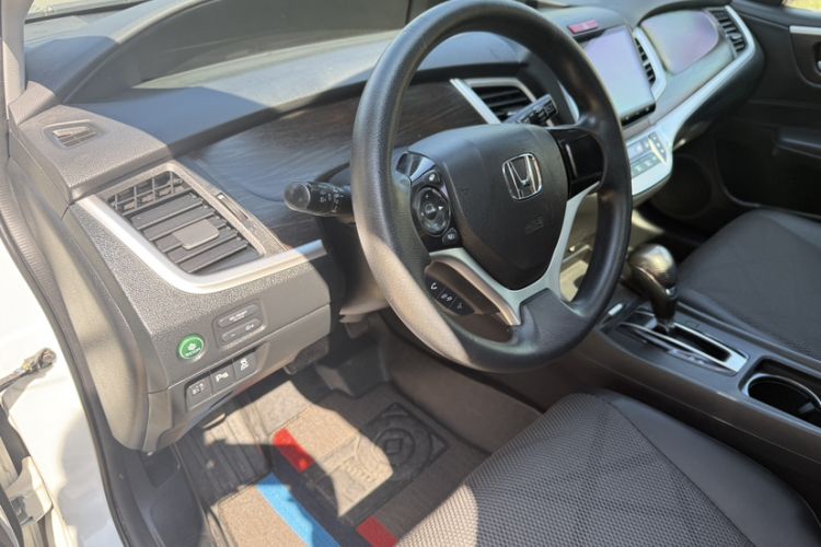 Used Honda Jade 2016 1.8L Automatic Comfort Elite Version 5 Seats