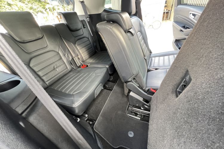 Used Ford Edge 2015 2.0T GTDi Two-Wheel-Drive High-Line Version