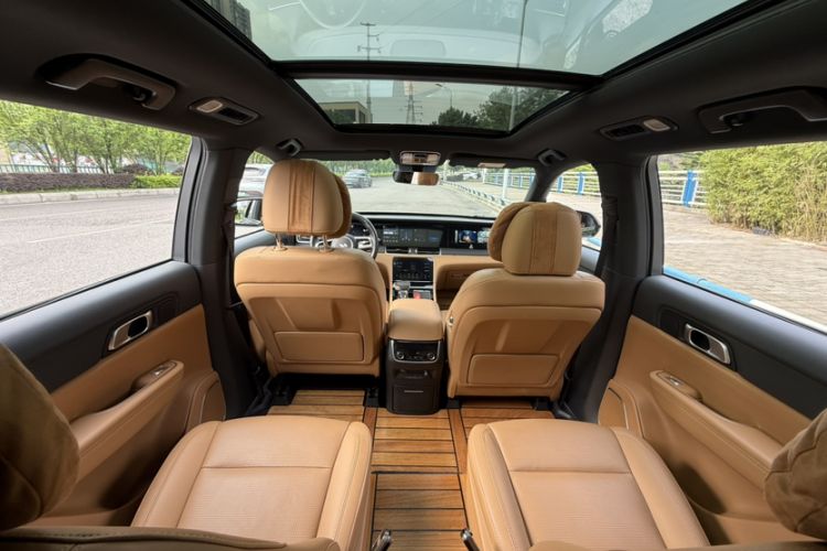 Used Li Auto ONE 2021 Extended-Range 6-Seater Version Interior 9