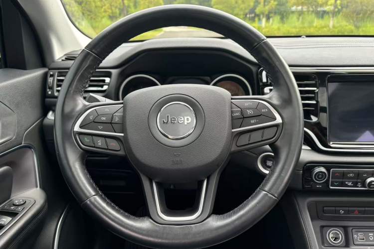 Used Jeep Grand Commander 2022 2.0T Two-Wheel Drive Luxury Version