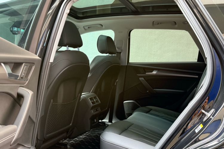 Used Audi Q5L 2022 45T Luxury Dynamic Model Interior 4