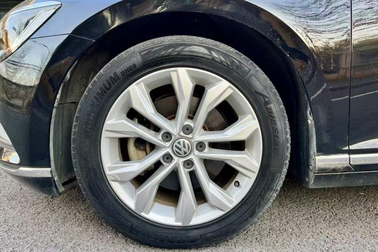 Used Volkswagen Magotan 2018 380TSI DSG Luxury Model
