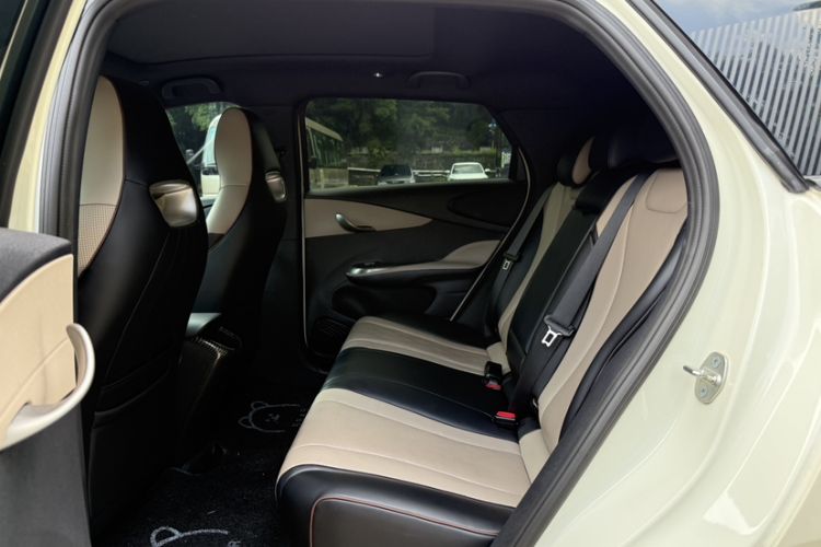 Used BYD Dolphin 2024 Honor Edition 420km Fashion Version
