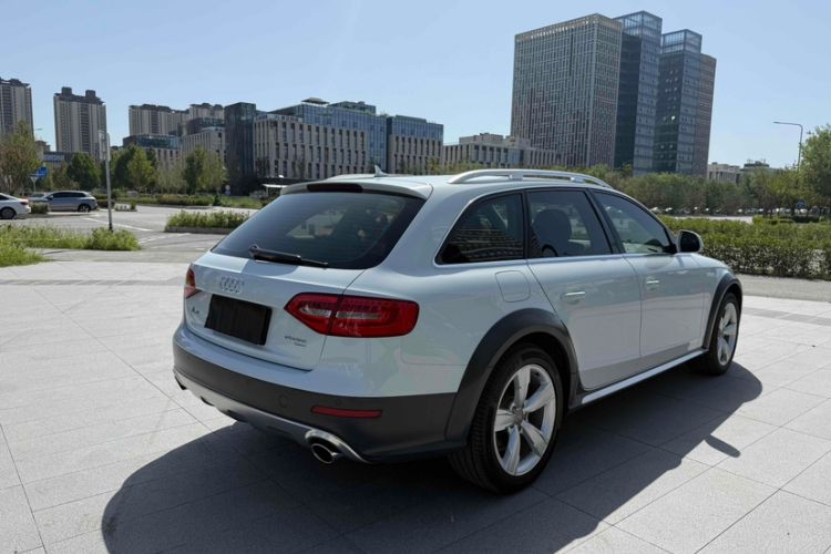 Used Audi A4 2014 40 TFSI allroad quattro plus version