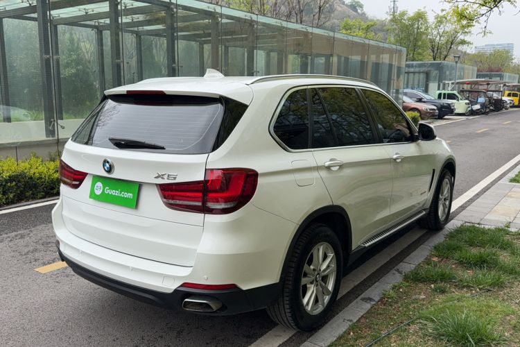 Used BMW X5 2017 xDrive35i parallel import Rear Right 45 Deg