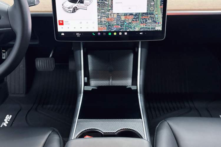 Used Tesla Model 3 2019 Standard Range Rear-Drive Upgraded Version Interior 3