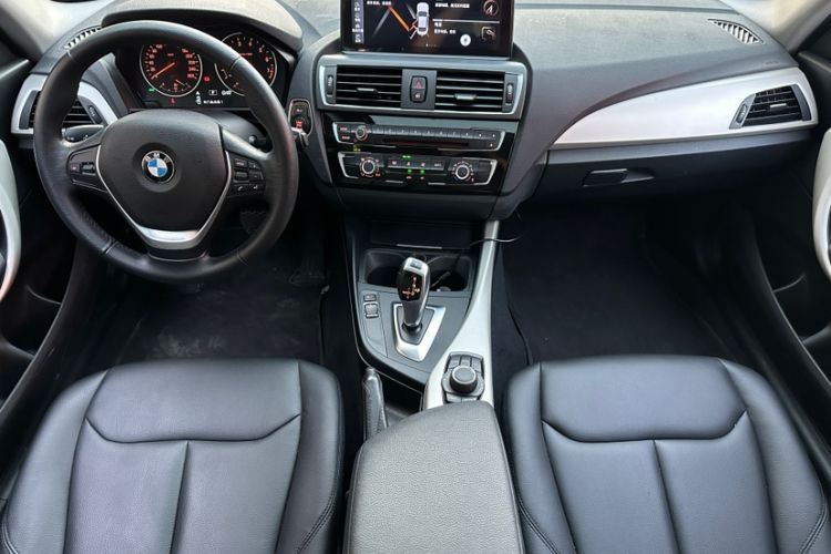 Used BMW 1 Series 2016 118i Leading Model Interior 1