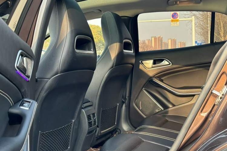 Used Mercedes-Benz GLA 2018 GLA 200 Fashion Model Interior 4