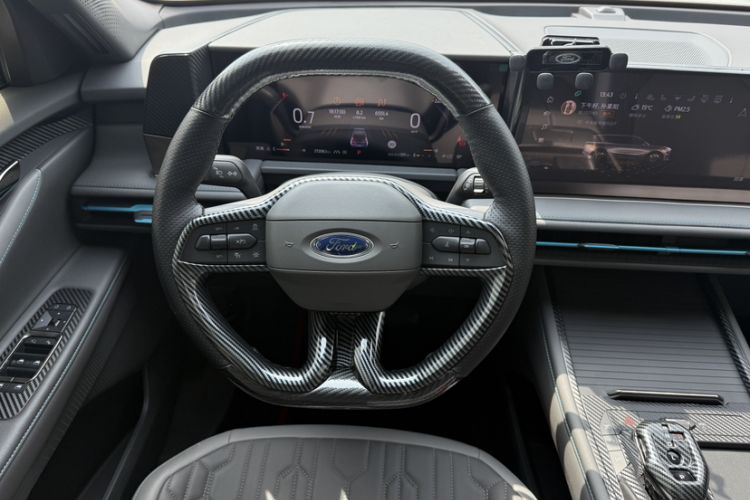 Used Ford Edge 2023 Ford Explorer L 2.0T EcoBoost Two-Wheel Drive 7-Seater Luxury Model
