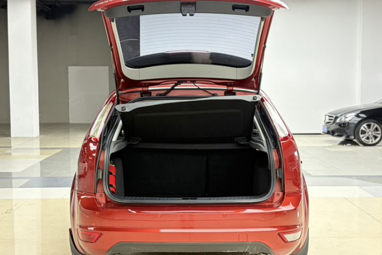 Used Ford Focus 2013 Hatchback Classic 1.8L Automatic Base Model