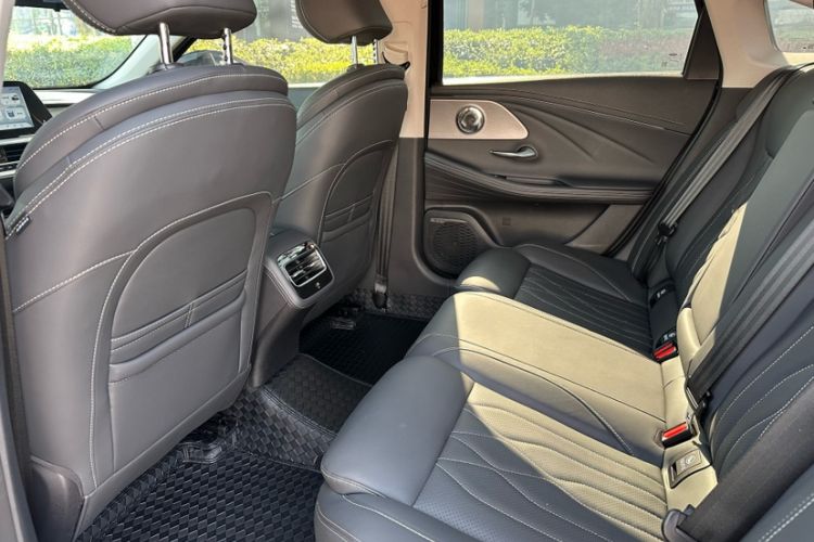 Used Chery Arrizo 8 2023 High-Performance Edition 2.0T DCT Powerfully Equipped