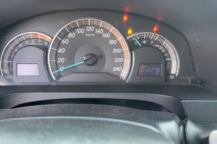 Used Toyota Camry 2012 Junrui 2.0S Radiant Edition Odometer Close Up