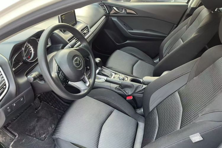 Used Mazda Mazda 3 Axela 2014 Sedan 1.5L Automatic Luxury Model