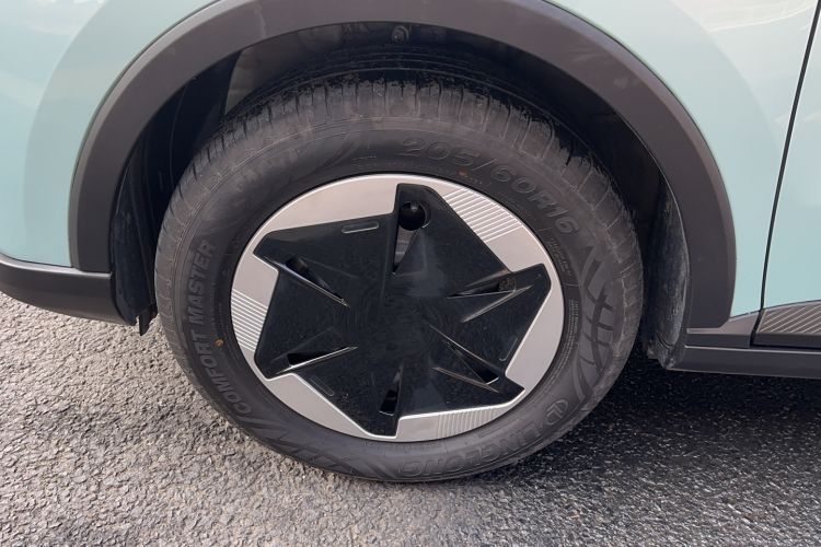 Used Geometry E Firefly 2024 301km Starlight
