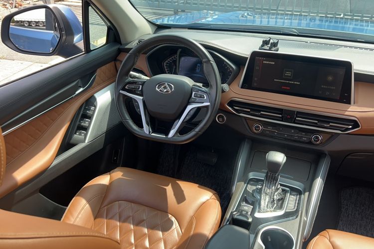 Used SAIC MAXUS D90 2017 2.0T Automatic Two-Wheel Drive - Uranus