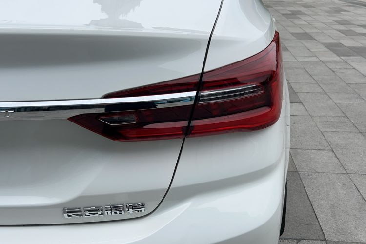 Used Ford Escort 2021 1.5L Automatic Diamond Edition
