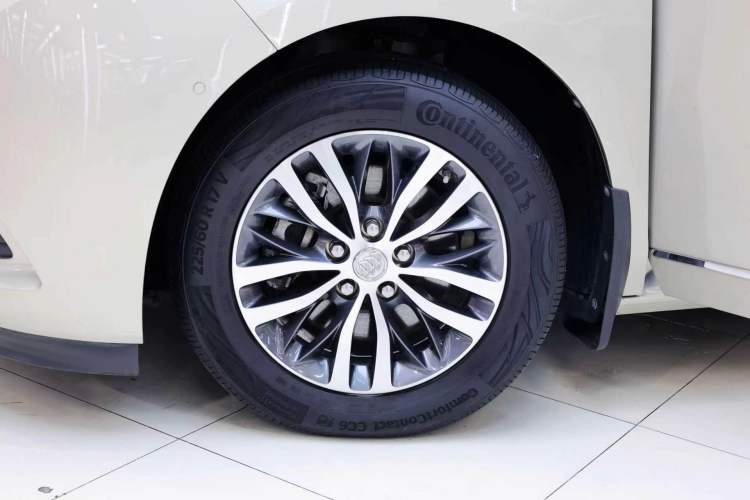 Used Buick GL8 2017 ES 28T Flagship Model China V Standard