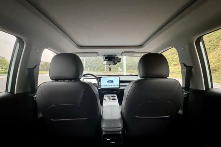 Used AION Y 2024 Plus 510 Intelligent Driving Version Headliner