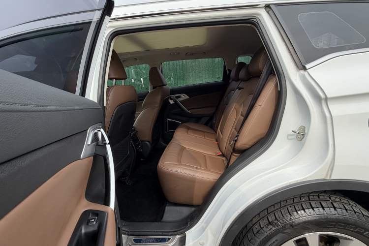 Used Geely Auto Emgrand X7 Sport 2016 1.8TD Automatic All-Wheel-Drive ZhiZun Edition