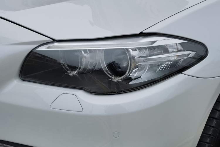 Used BMW 5 Series 2014 525Li Luxury Design Package