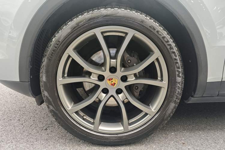 Used Porsche Cayenne 2019 Cayenne 3.0T Exterior 6