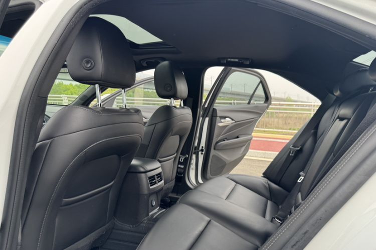 Used Cadillac CT4 2021 28T Fashion Edition Interior 7