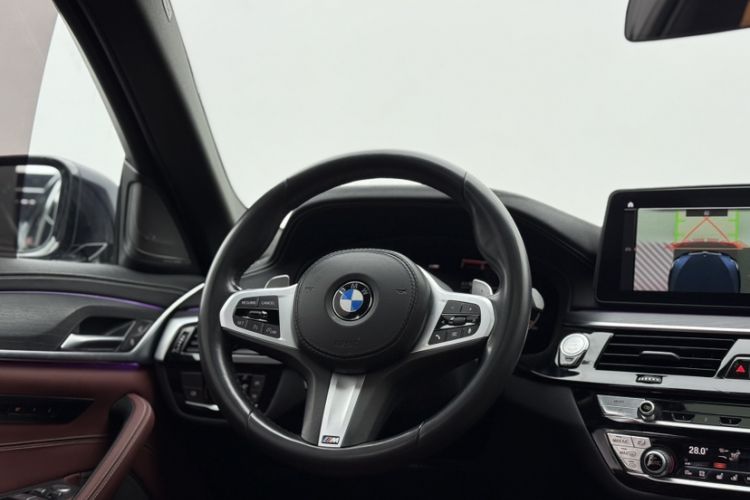 Used BMW 5 Series 2022 530Li Luxury Edition M Sport Package