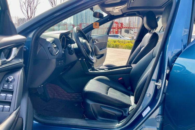 Used Mazda CX-4 2021 2.0L Automatic Two-Wheel Drive Blue Sky Dynamic Edition