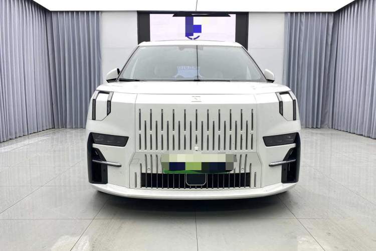 Used Zeekr 009 2022 WE Edition
