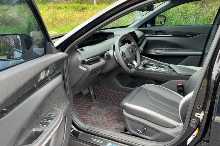 Used CHANGAN UNI-V 2023 1.5T Prestige Model Driver Seat