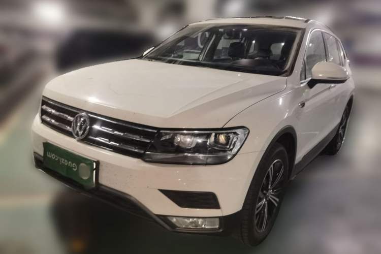 Used Volkswagen Tiguan L 2020 330TSI Automatic Two-Wheel Drive Luxury Edition China VI Standard