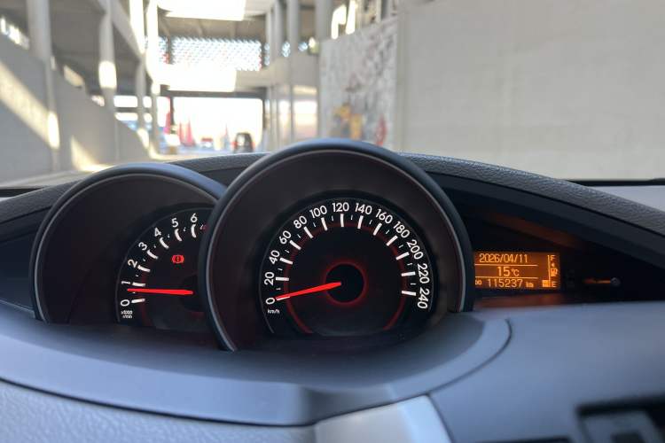 Used Toyota Verso 2014 Starlight 180E CVT Elite Edition Odometer Close Up