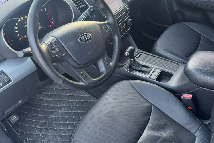 Used Kia Sorento 2013 2.4L 5-seat Gasoline Luxury Edition
