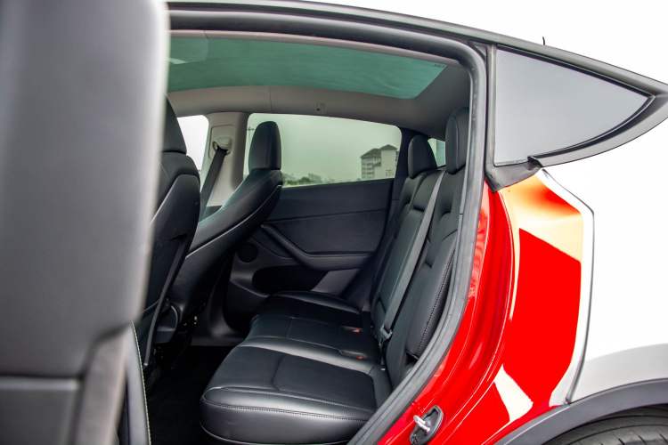 Used Tesla Model Y 2024 Rear-Wheel-Drive Version