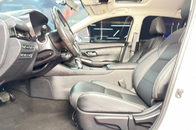 Used Nissan Sylphy 2023 Revised 1.6L CVT Enjoyment Edition Interior 6