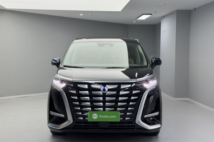 Used Denza D9 2022 DM-i 970 Four-Wheel Drive Flagship Model
