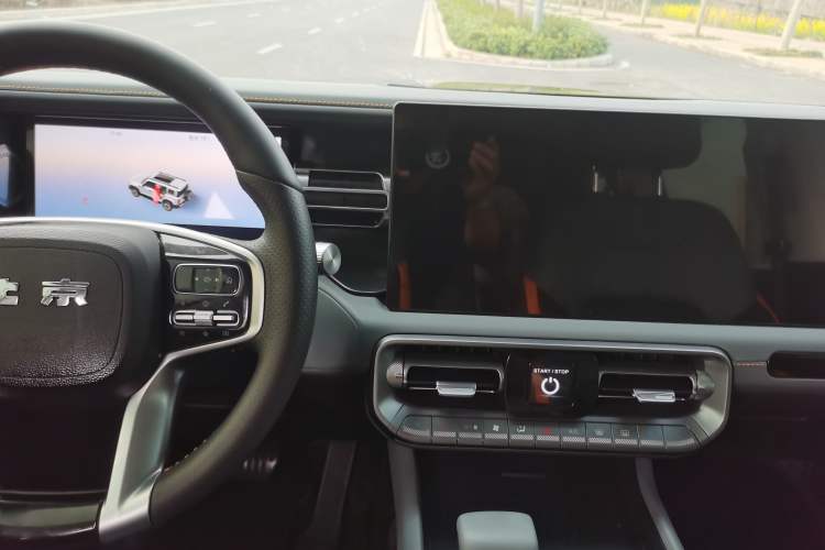 Used BAIC Off-Road BJ40 2024 2.0T All-New Urban Hunter Edition Chivalrous Style Instrument Cluster